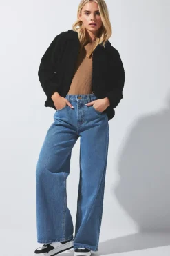 Petite Wide Leg Jeans