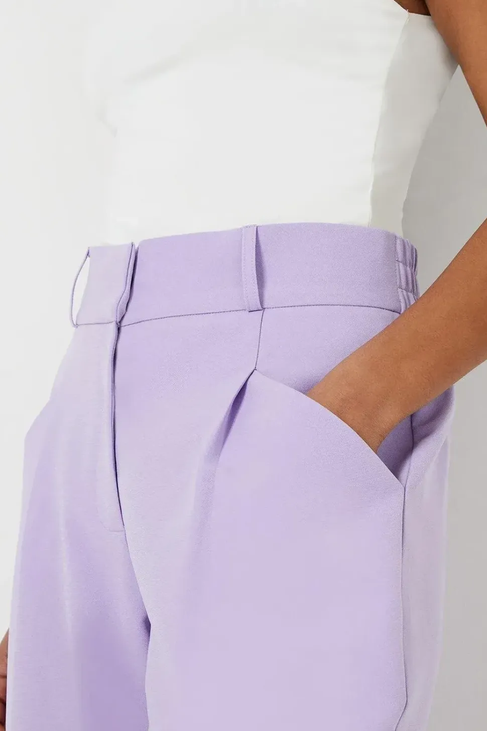 Petite Wide Leg Relaxed Trouser