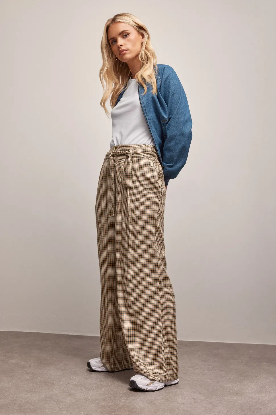 Petite Wide Leg Trousers