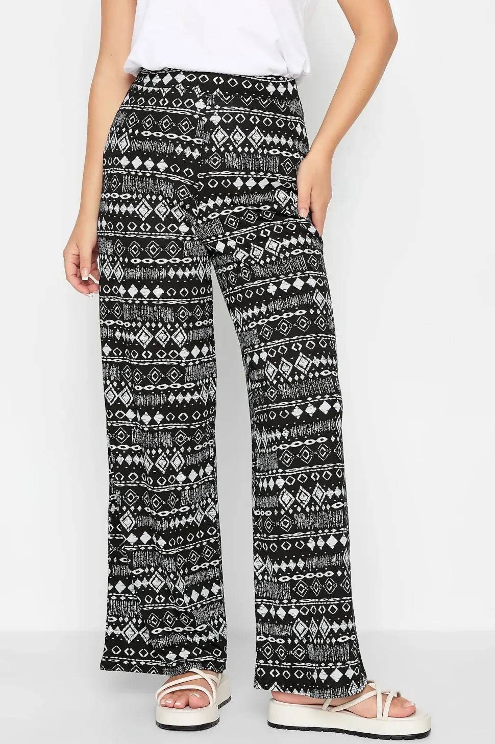 Petite Wide Leg Trousers