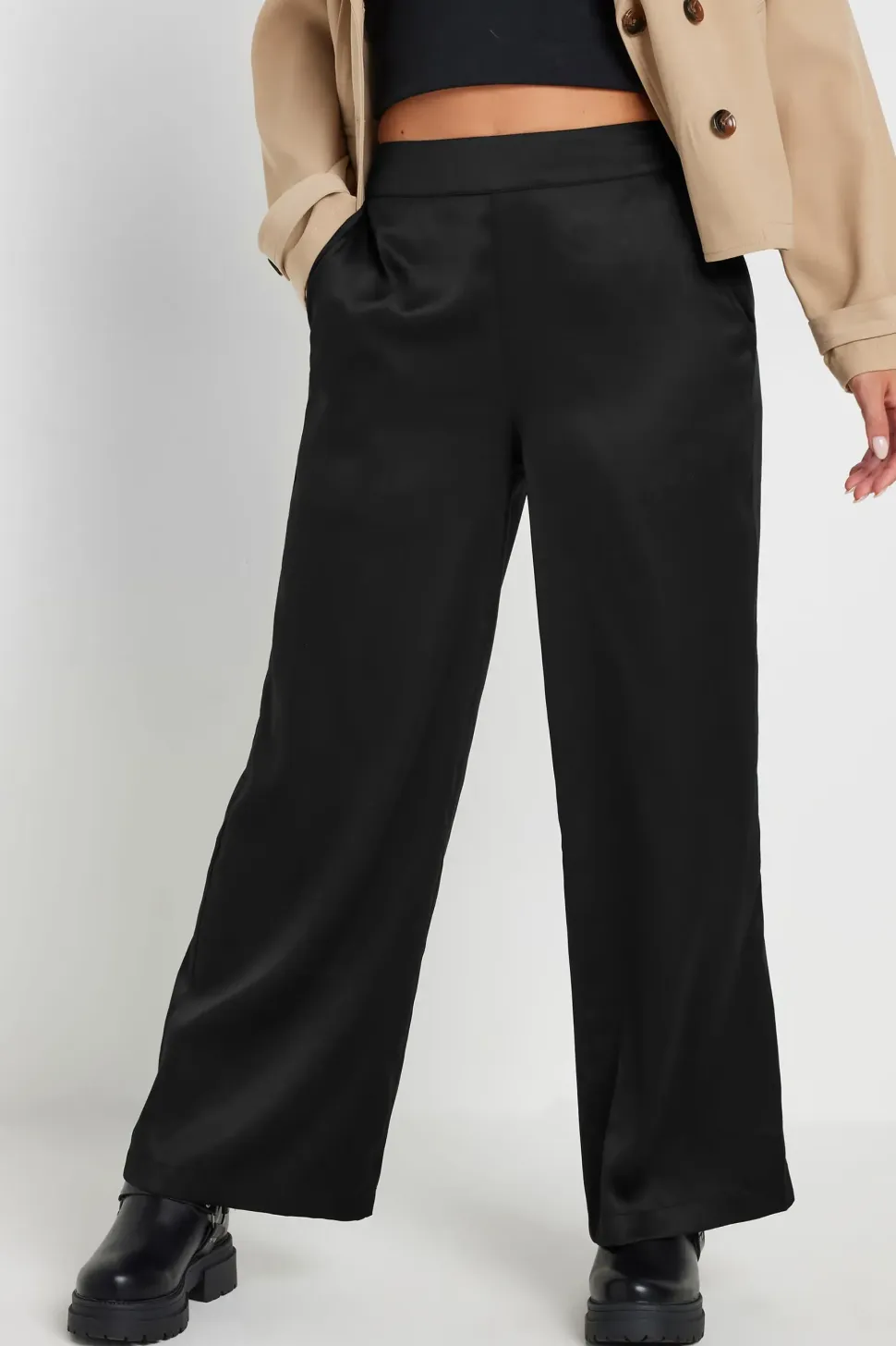 Petite Wide Leg Trousers