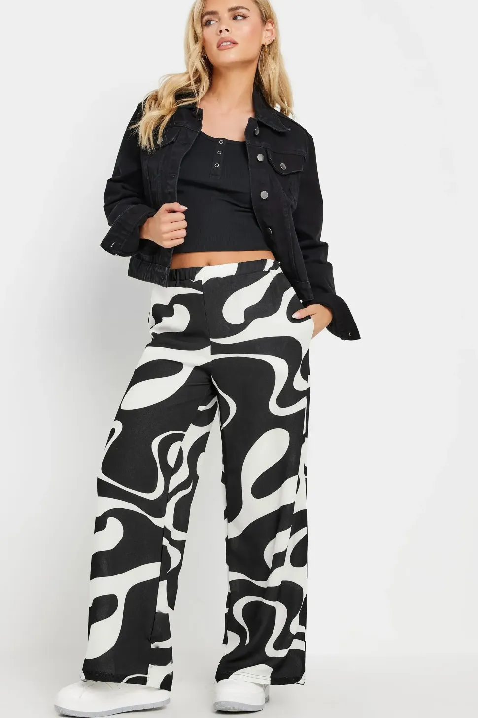 Petite Wide Leg Trousers