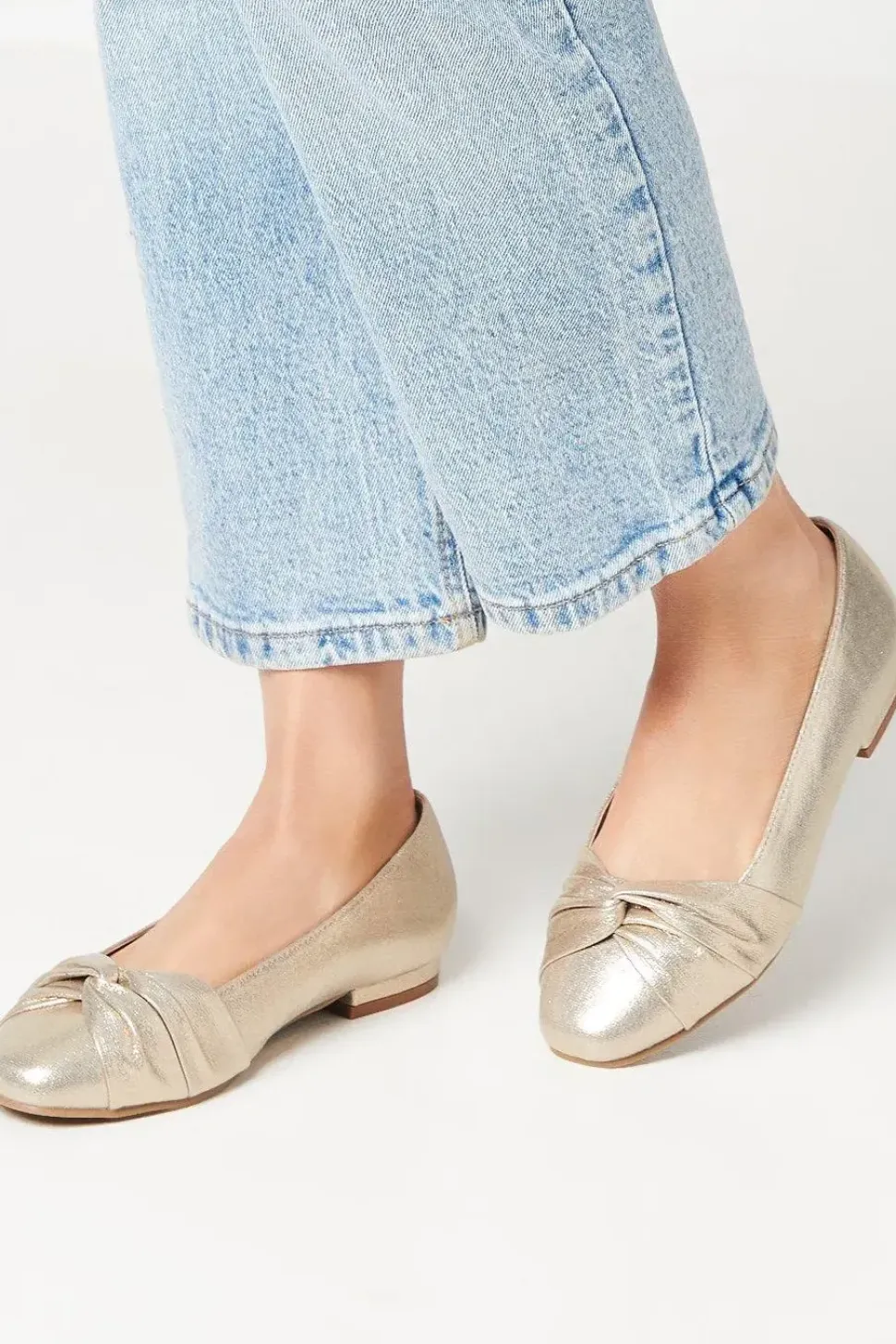 Petunia Wide Fit Twist Knot Front Soft Sqaure Toe Flat Shoe