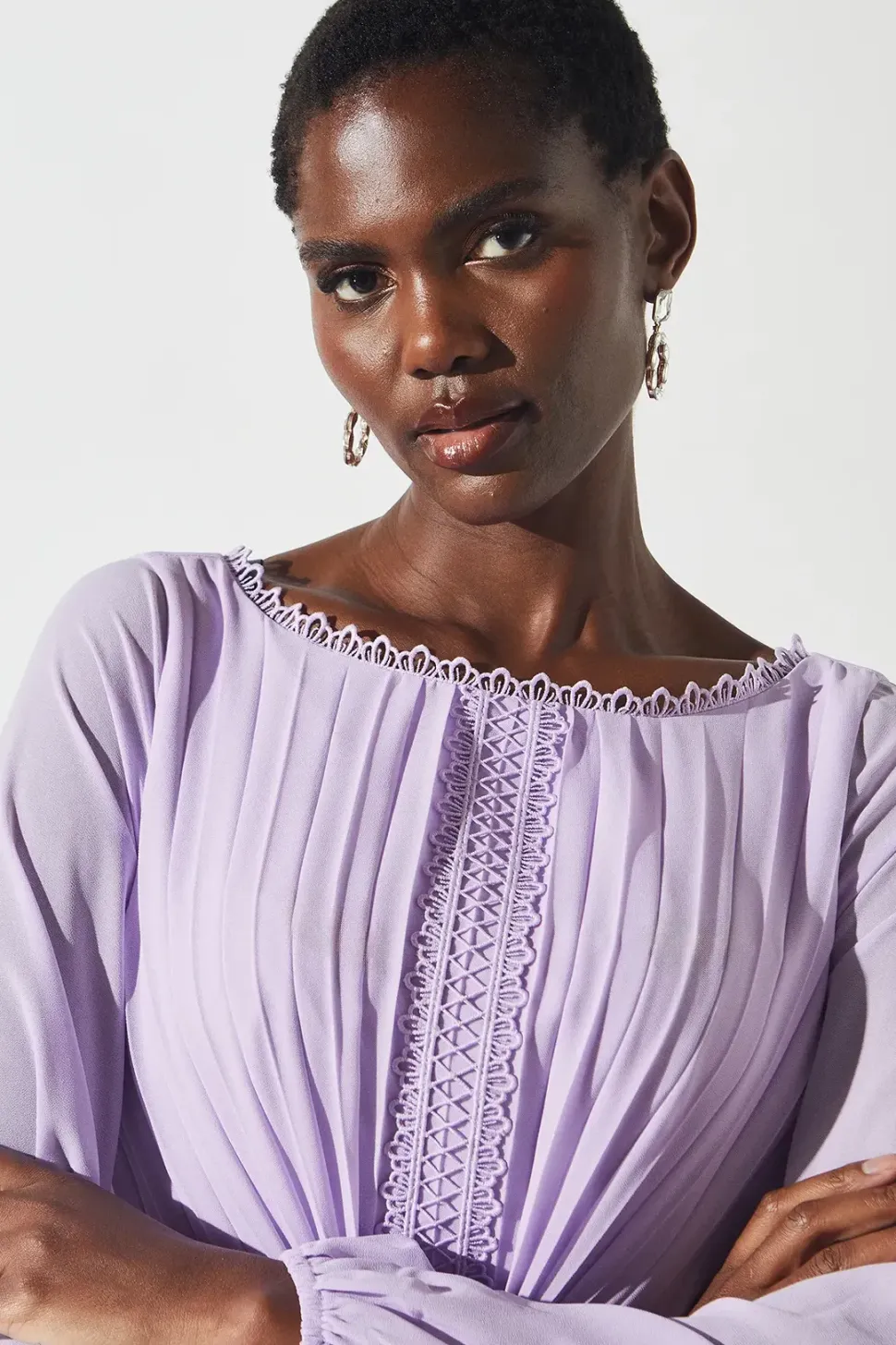 Pleated Lace Trim Tiered Midi Dress