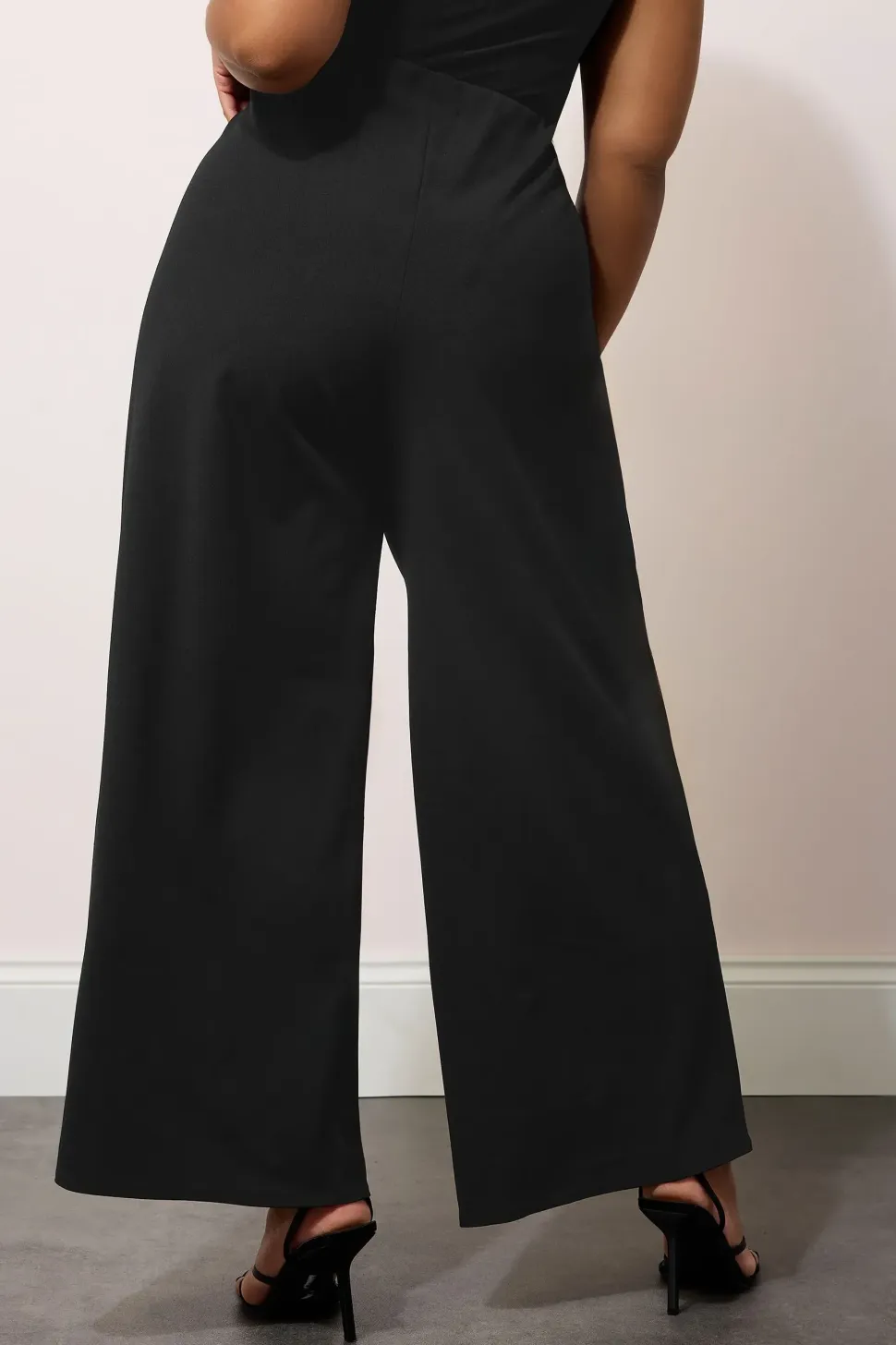 Pocket Front Wide Leg Trousers