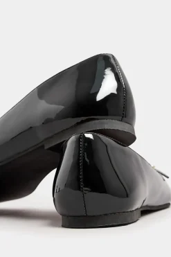 Pointed Buckle Flats In Standard Fit