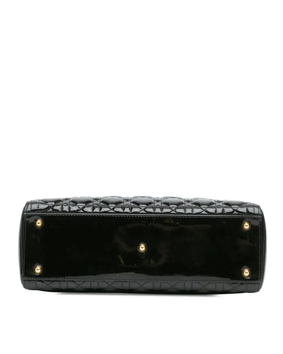 Preloved Medium Lambskin Cannage Quilted Leather Bag with Detachable