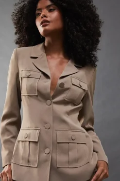 Premium Pocket Detail Fitted Blazer