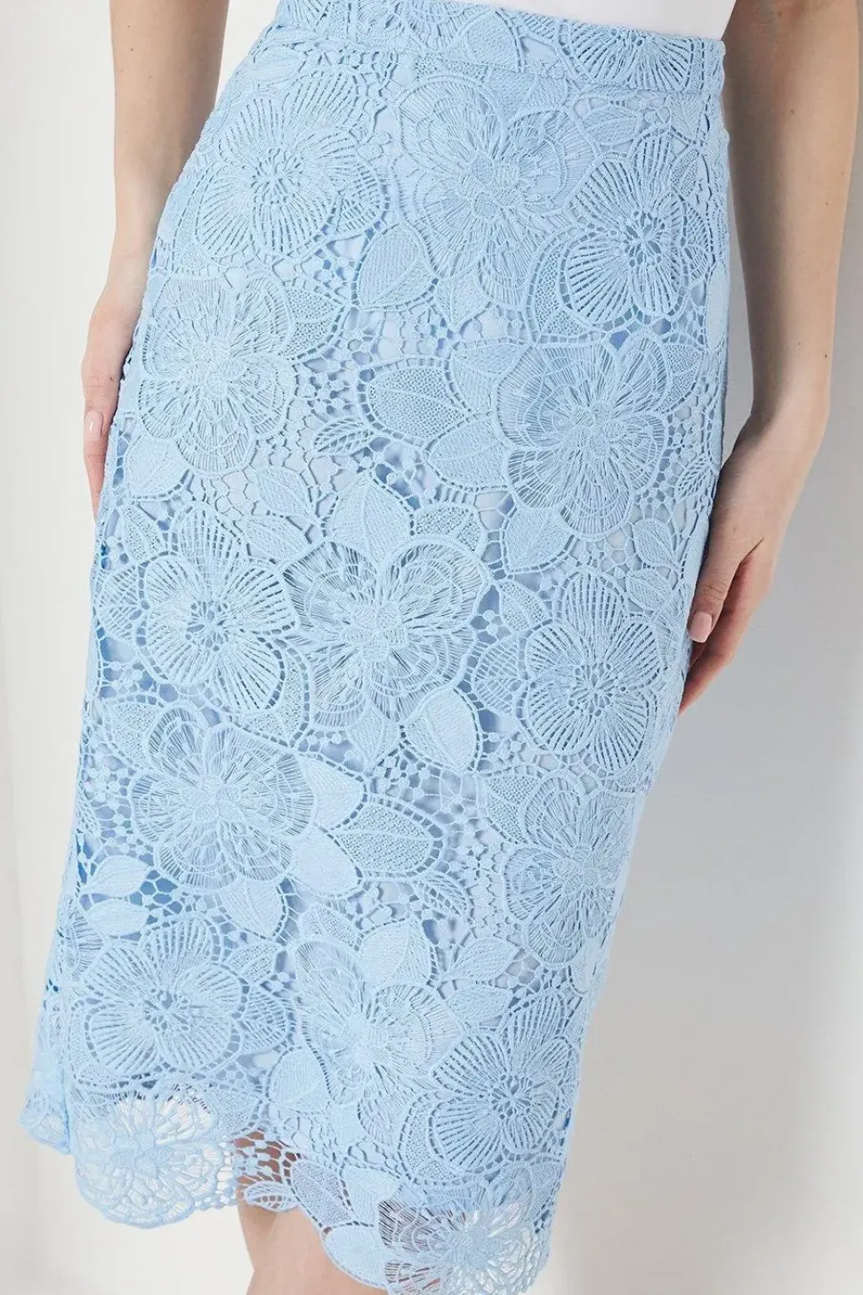 Premium Scallop Lace Midi Skirt