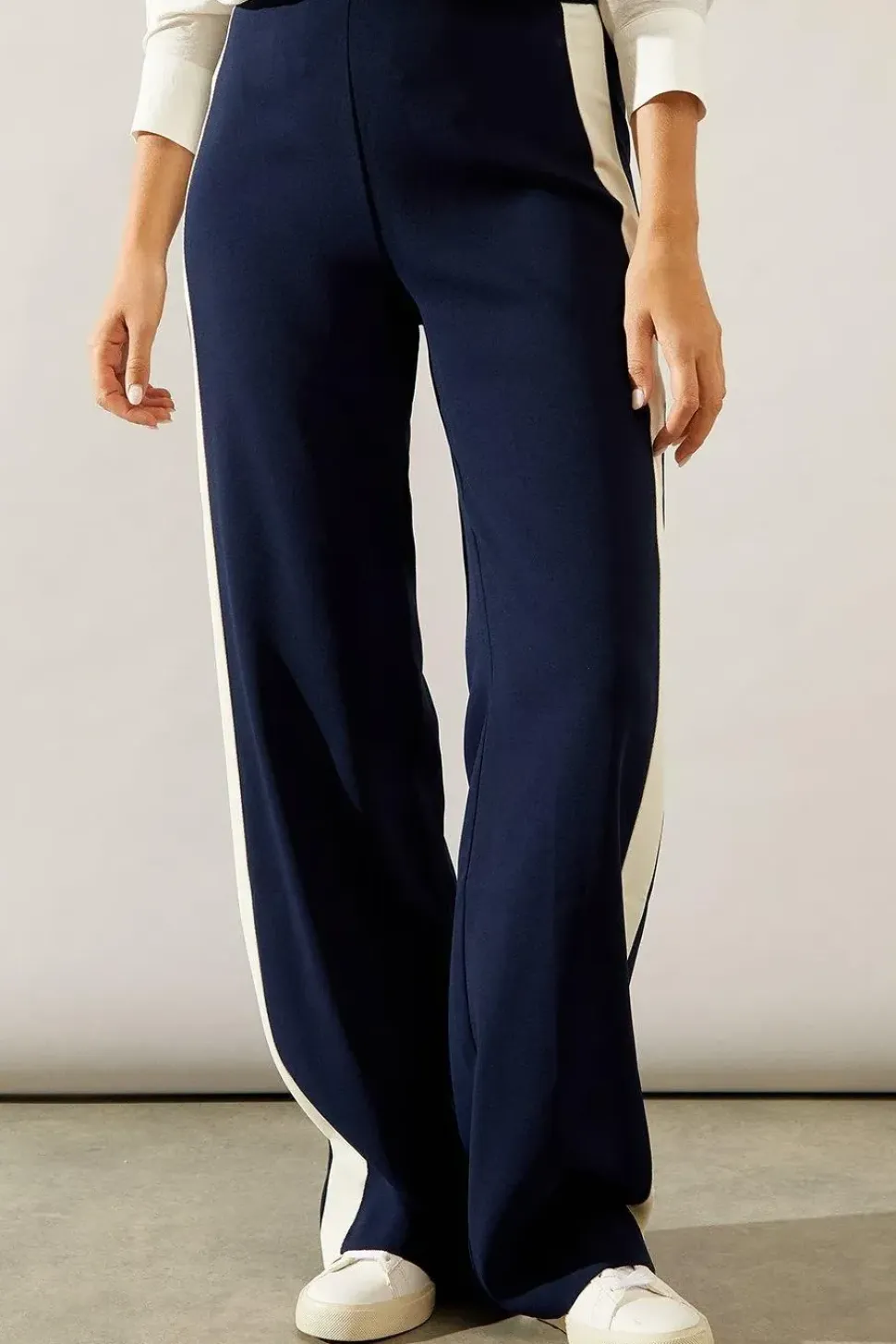 Premium Side Stripe Elastic Wide Leg Trouser