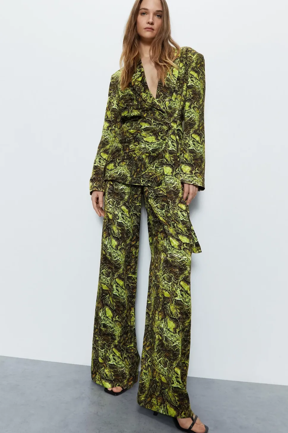 Premium Snake Printed Jacquard Wide Leg Trouser