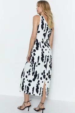 Printed Asymmetric Neck Maxi Dress
