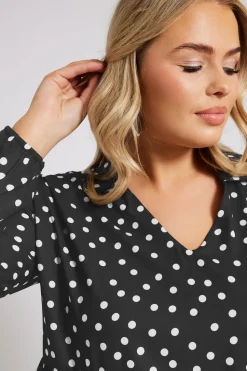 Printed Gathered Side Shirt