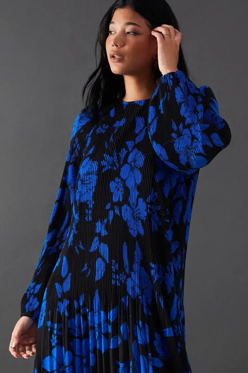 Printed Pleat Chiffon Midaxi Dress