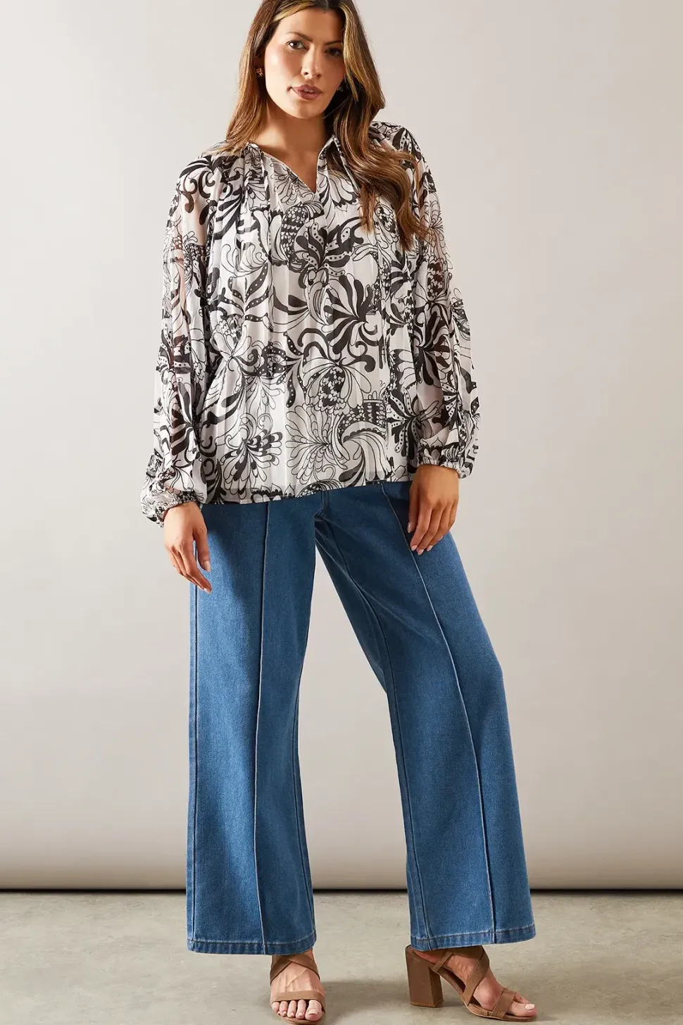 Printed Pleated Blouson Sleeve Blouse