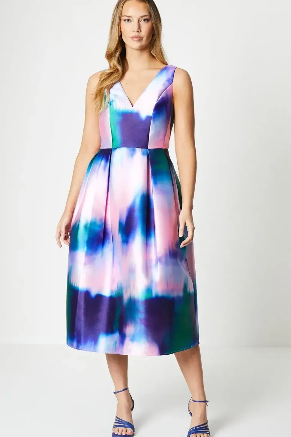 Printed Plunge Neck Seam Twill Dress