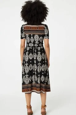 Printed 1/2 Sleeve Pleated Wrap Dress