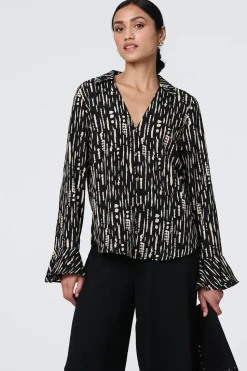 Printed V-Neck Long Flare Sleeve Shirt