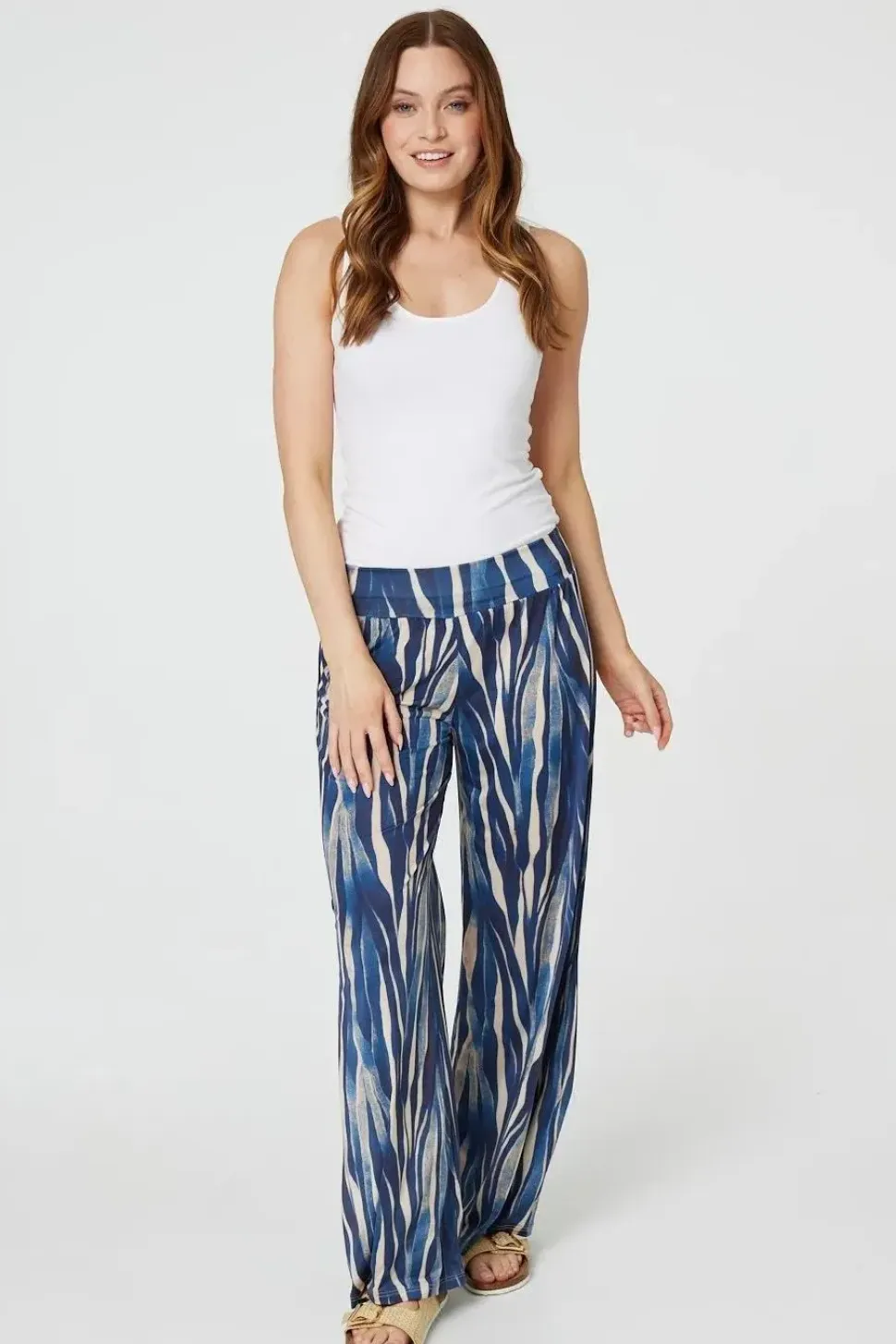 Printed Wide Leg Pull On Pants