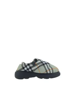 Quilted Padded Slip-On Flat Shoes with Contrasting Sole