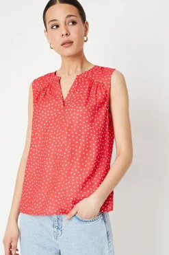 Red Spot Sleeveless Collarless Blouse