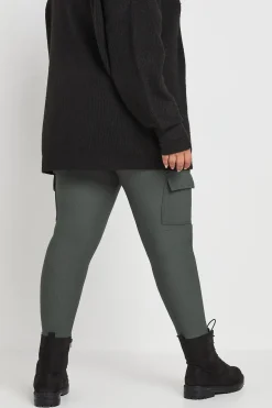 Ribbed Cargo Leggings