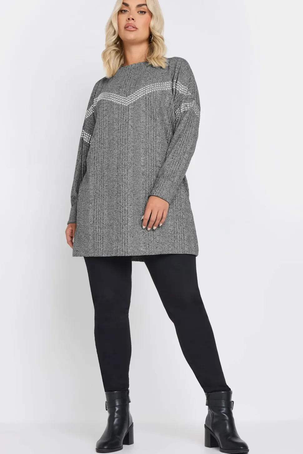 Ribbed Chevron Stud Jumper