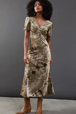 Rose Velvet V Neck Midi Tea Dress