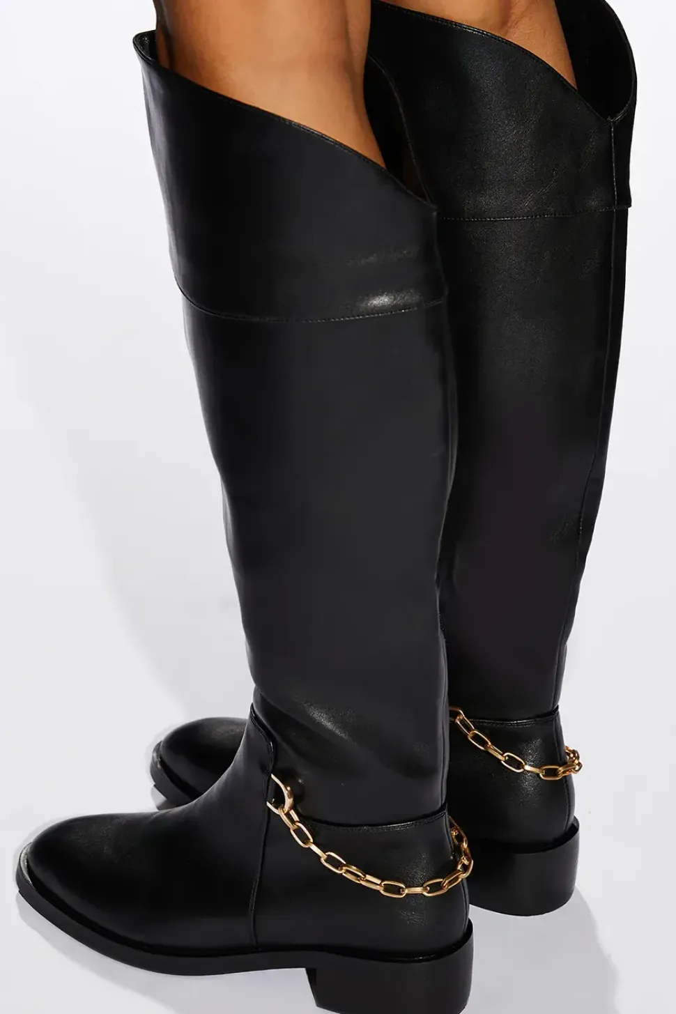 Runway 1.8.1.8 Chain Detail Knee-high Riding Boots