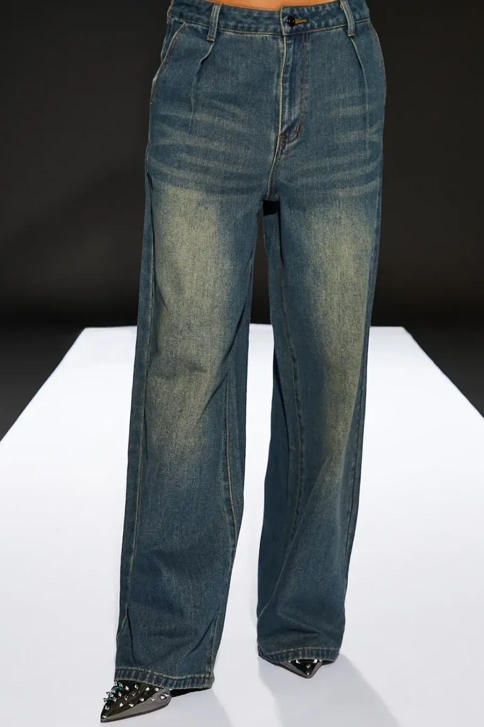 Runway 1.8.1.8 Earth Toned Pleat Front Jean