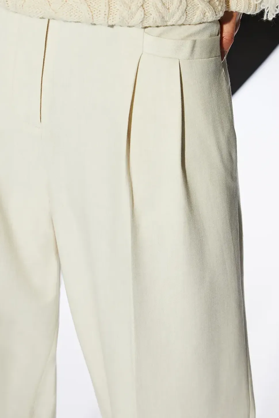 Runway 1.8.1.8 Pleat Detail Trouser