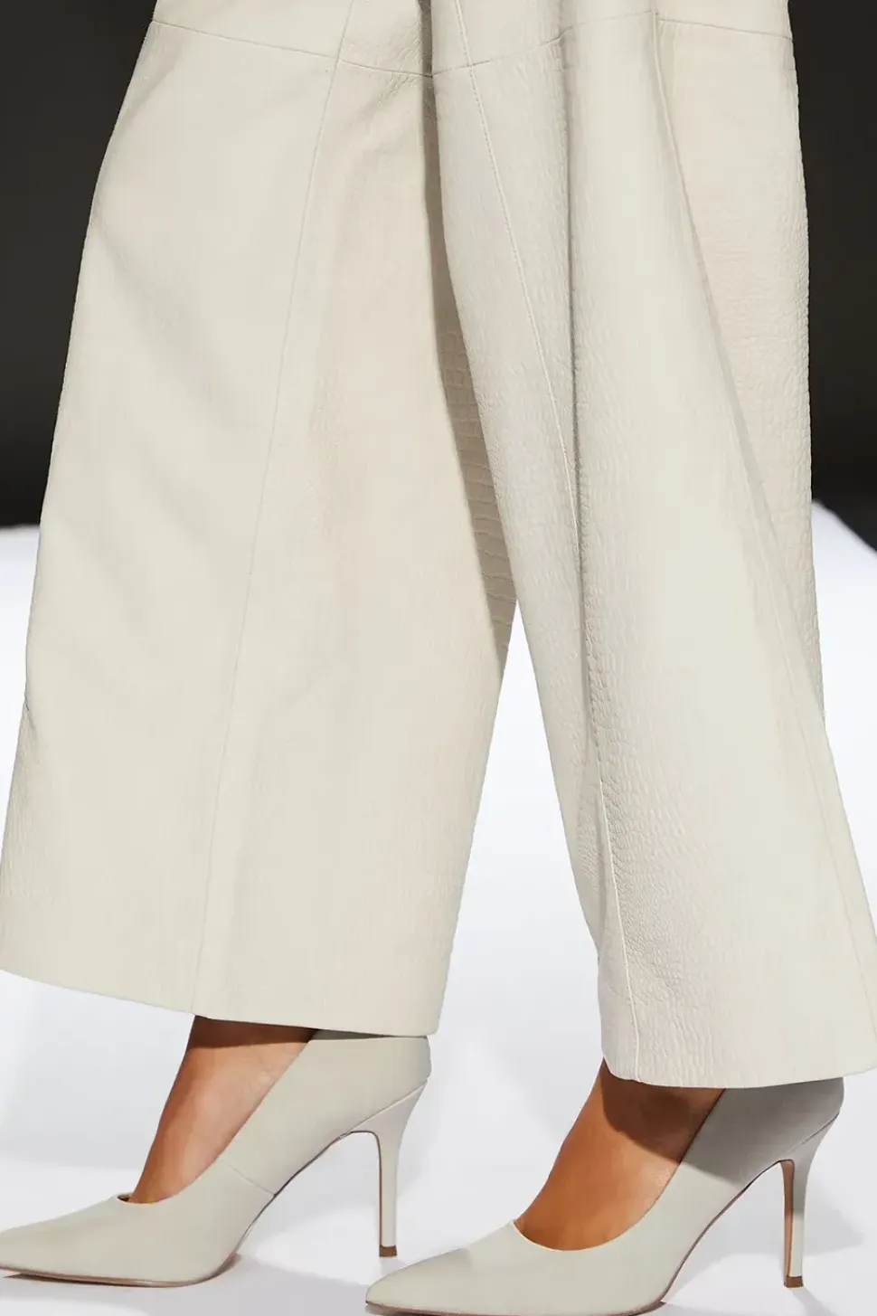 Runway 1.8.1.8 Stiletto Court Shoes