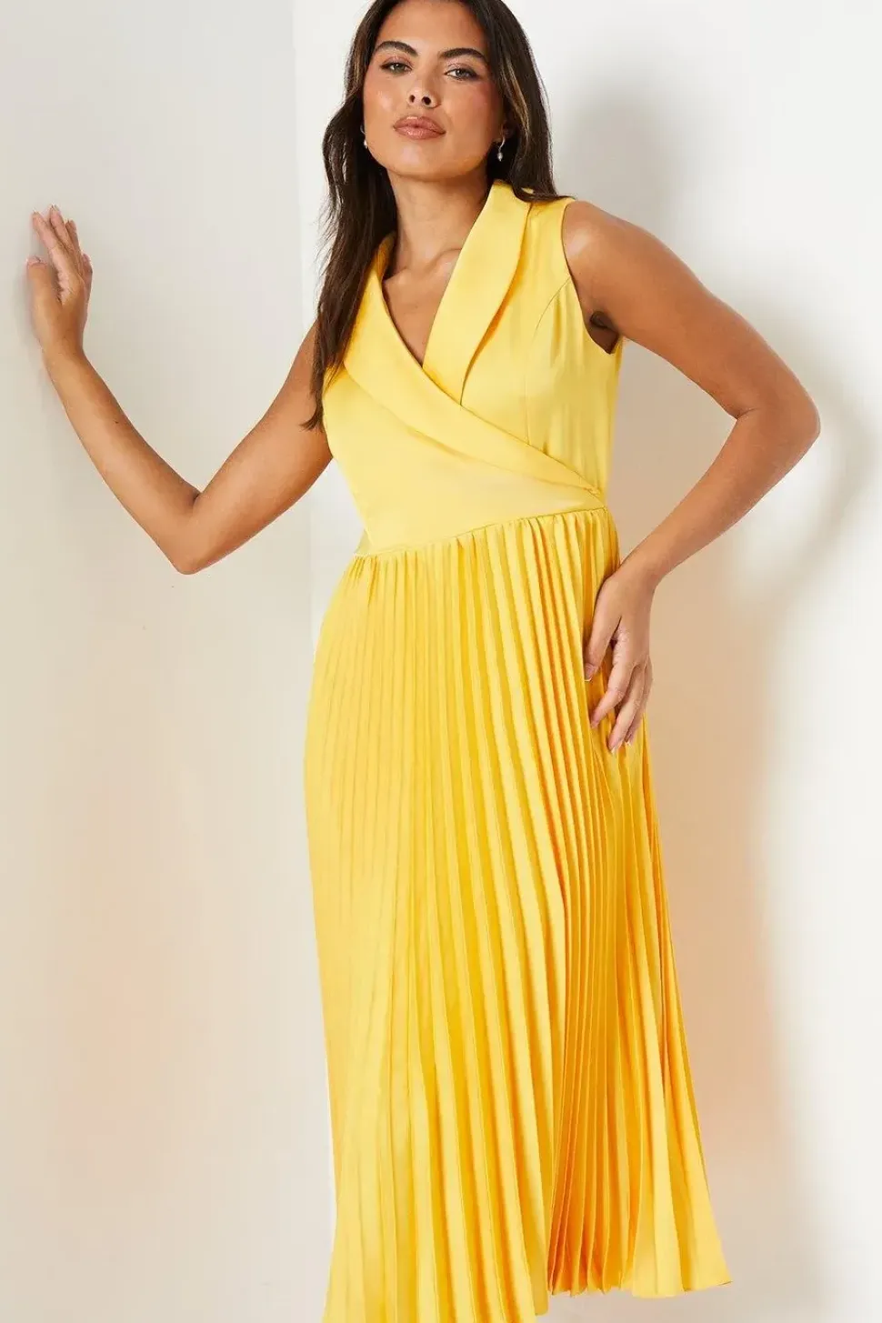 Satin Collared Midi Dress With Pleated Skirt