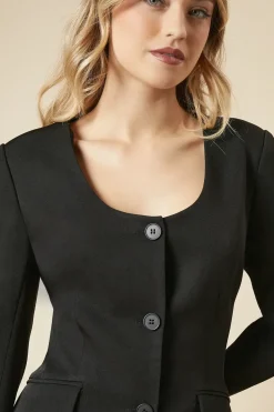 Scoop Neck Blazer