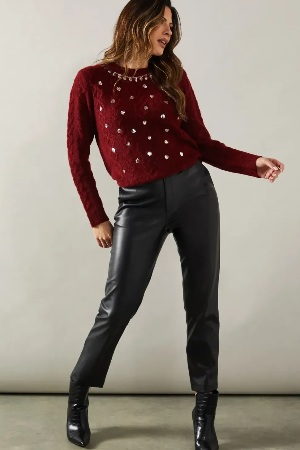 Sequin Detail Crew Neck Cable Knit Jumper