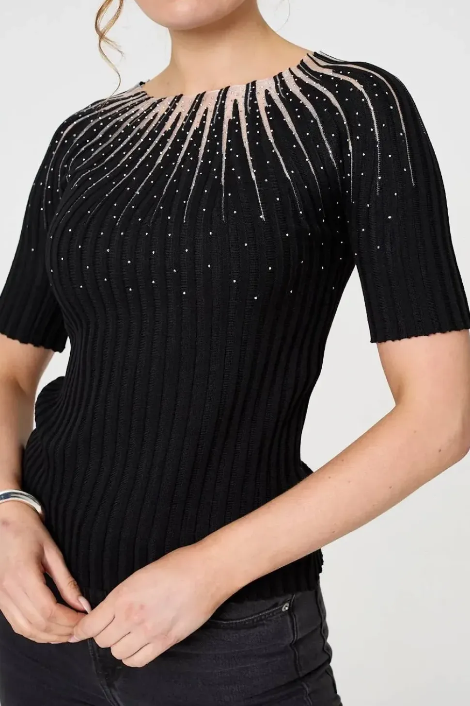 Sequin Embellished Short Sleeve Knit Top