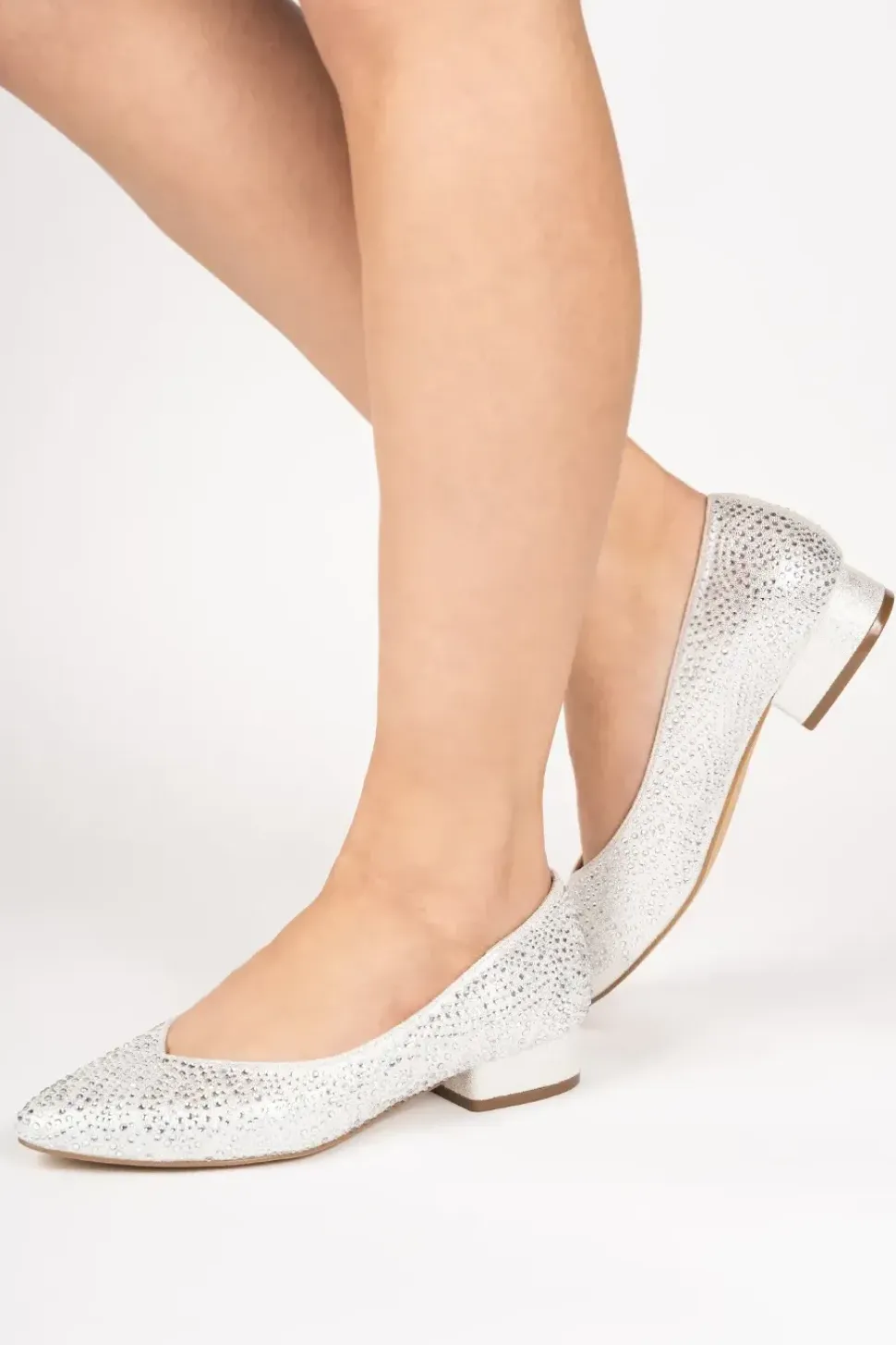 Shimmer 'Finley' Wide Fit Low Block Heel Court Shoes