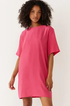 Short Sleeve Textured T-shirt Dress