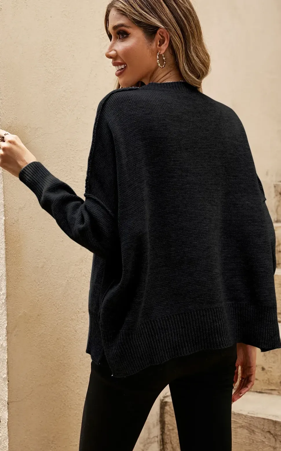 Side Slit Relaxed Knit Jumper Top In Black