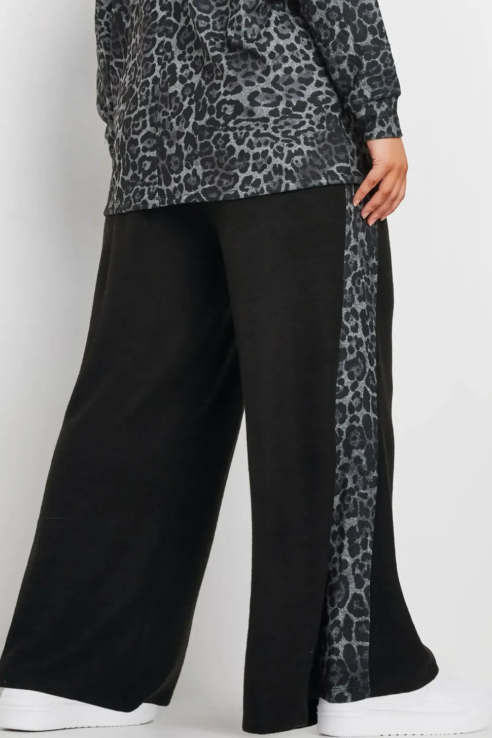Side Stripe Trousers