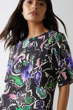 Sketchy Floral Print Short Sleeve Column Dress