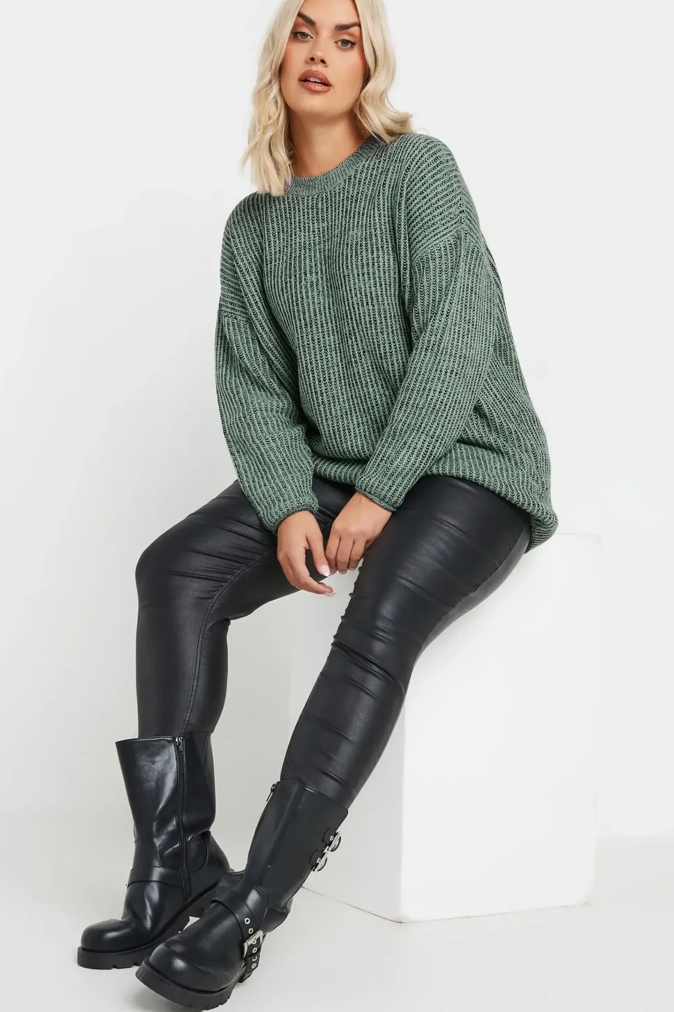 Sleeved Knitted Jumper