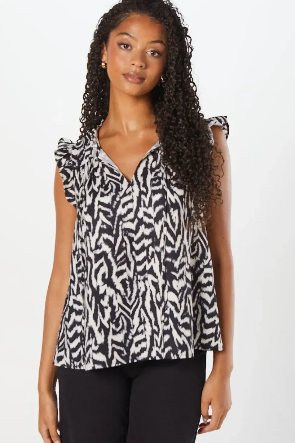 Sleeveless Keyhole Ruffle Blouse