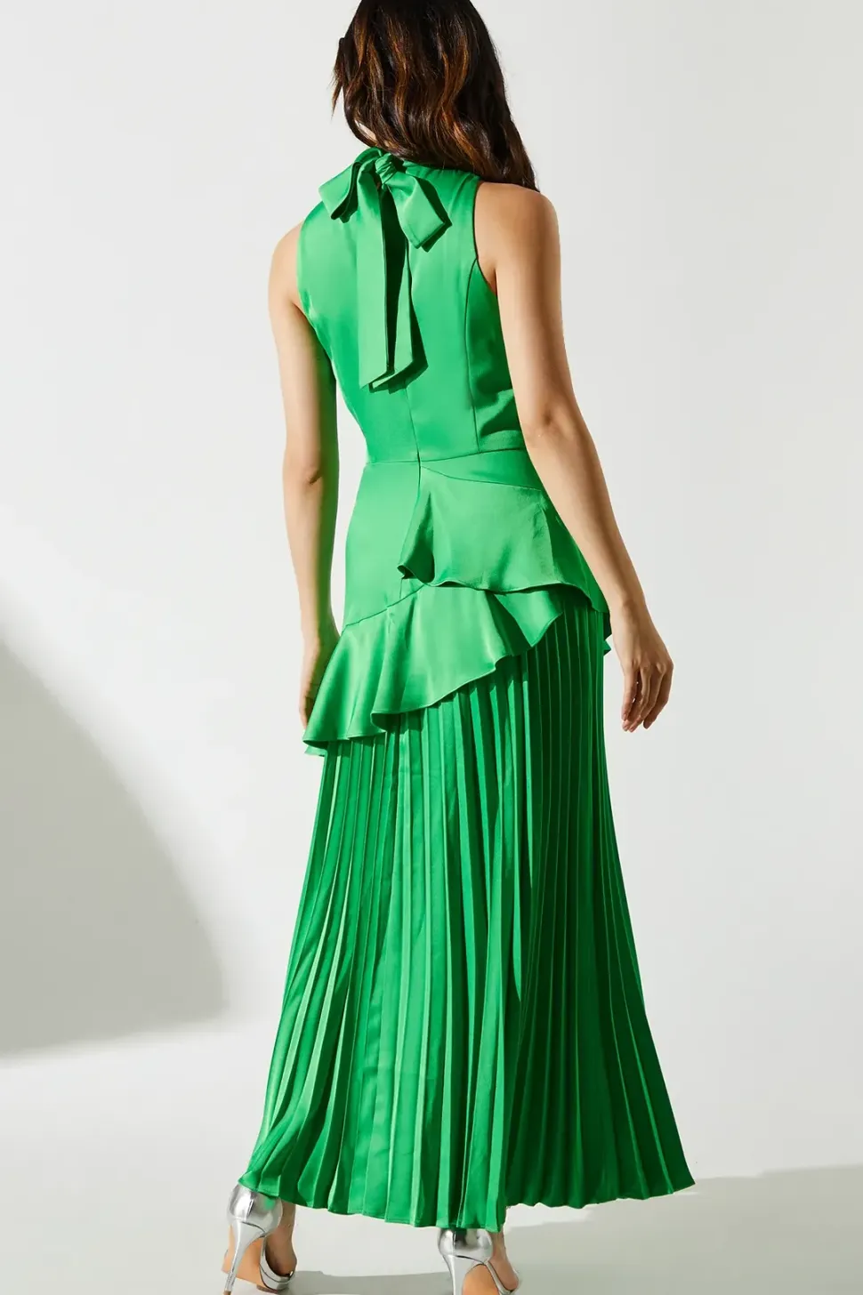Sleeveless Ruffle Pleat Satin Back Crepe Dress