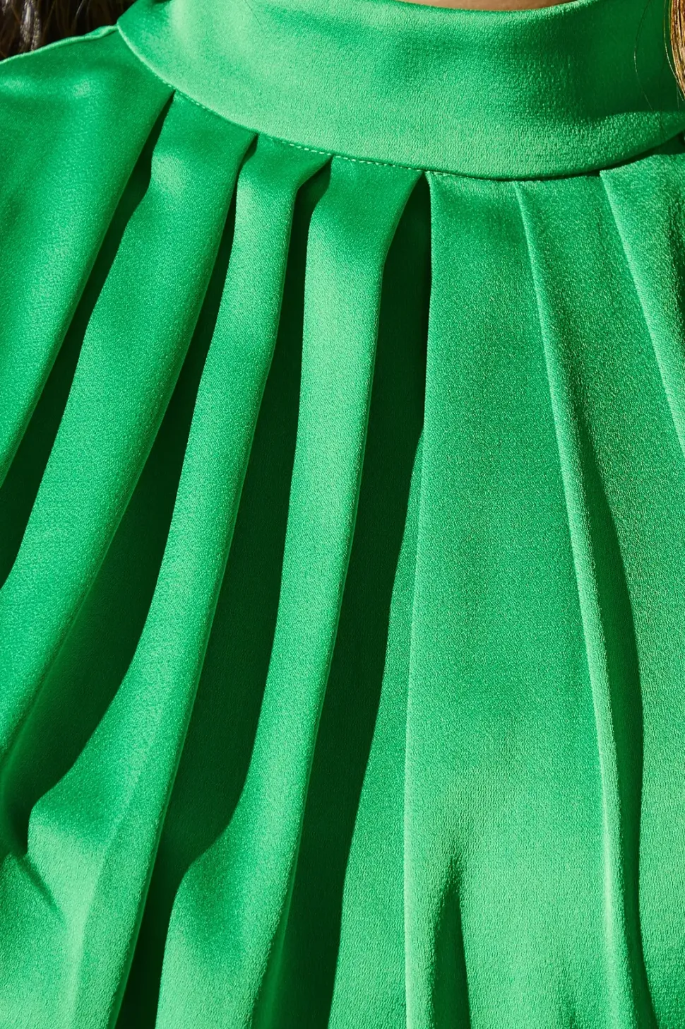 Sleeveless Ruffle Pleat Satin Back Crepe Dress
