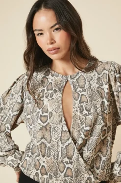 Snake Key Hole Wrap Long Sleeve Top