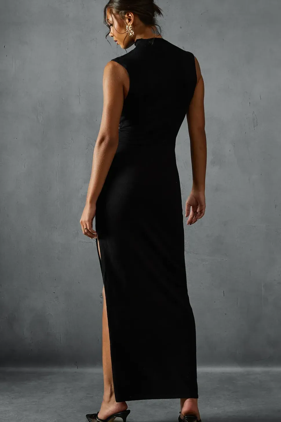 Soft Knit Grown On Neck Sleeveless Split Leg Maxi Dress