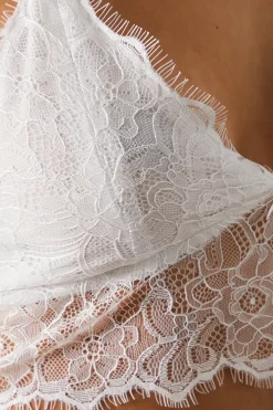 Soft Lace Cross Back Bralette