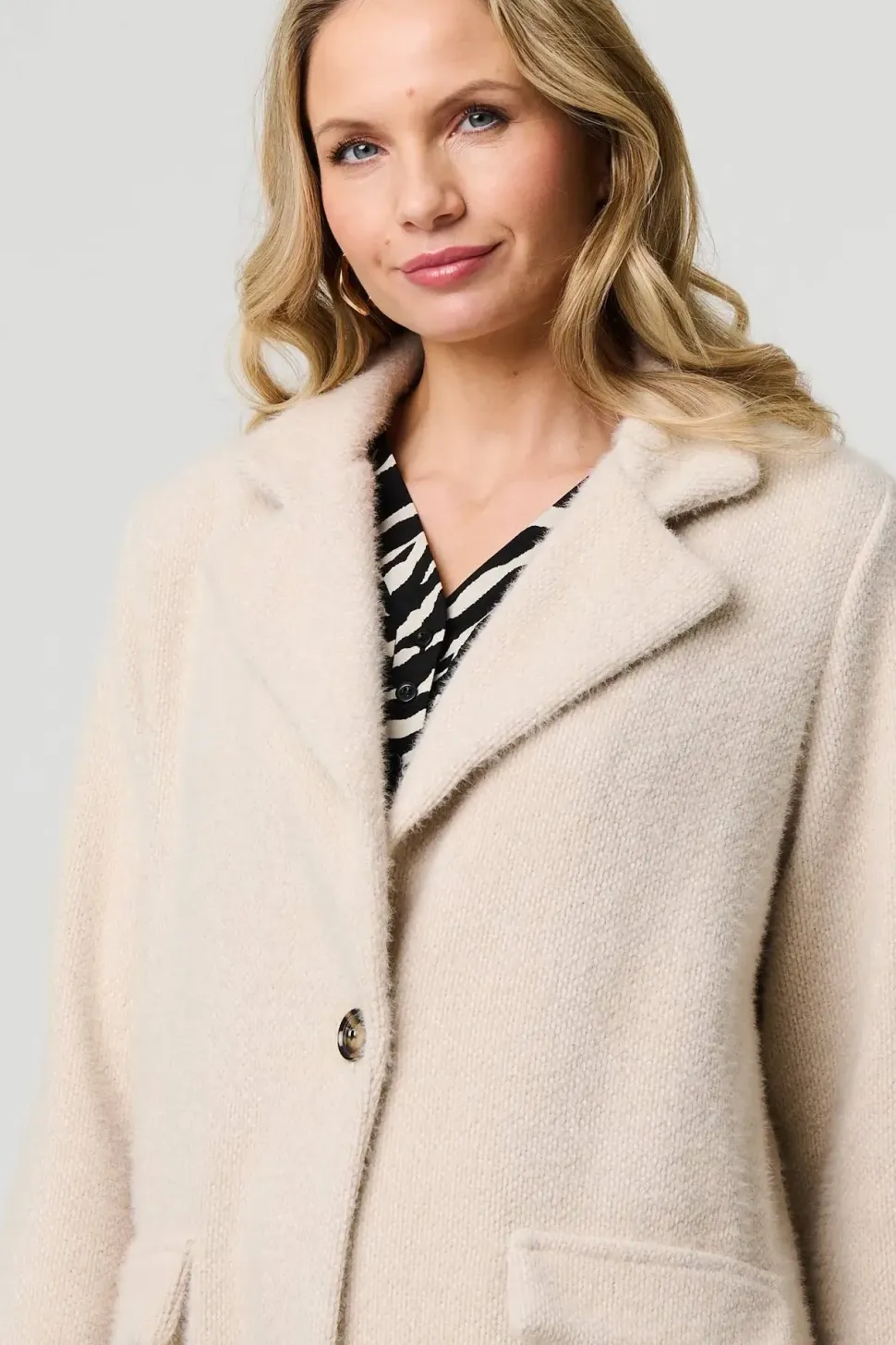 Soft Texture Pocket Detail Blazer Jacket
