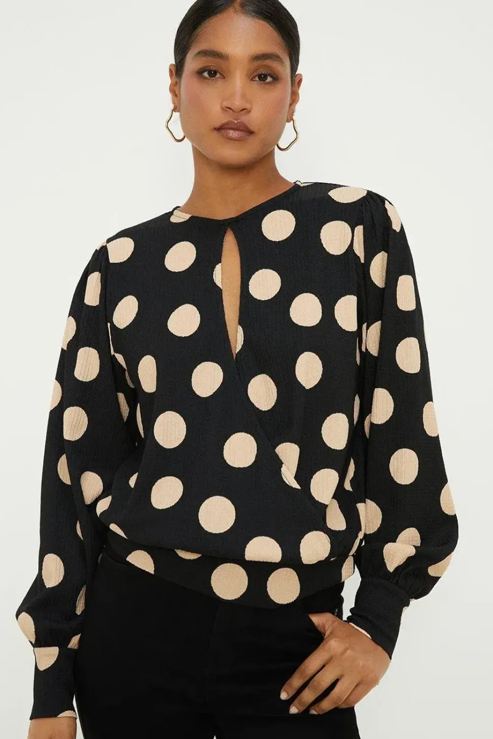 Spot Key Hole Wrap Long Sleeve Top